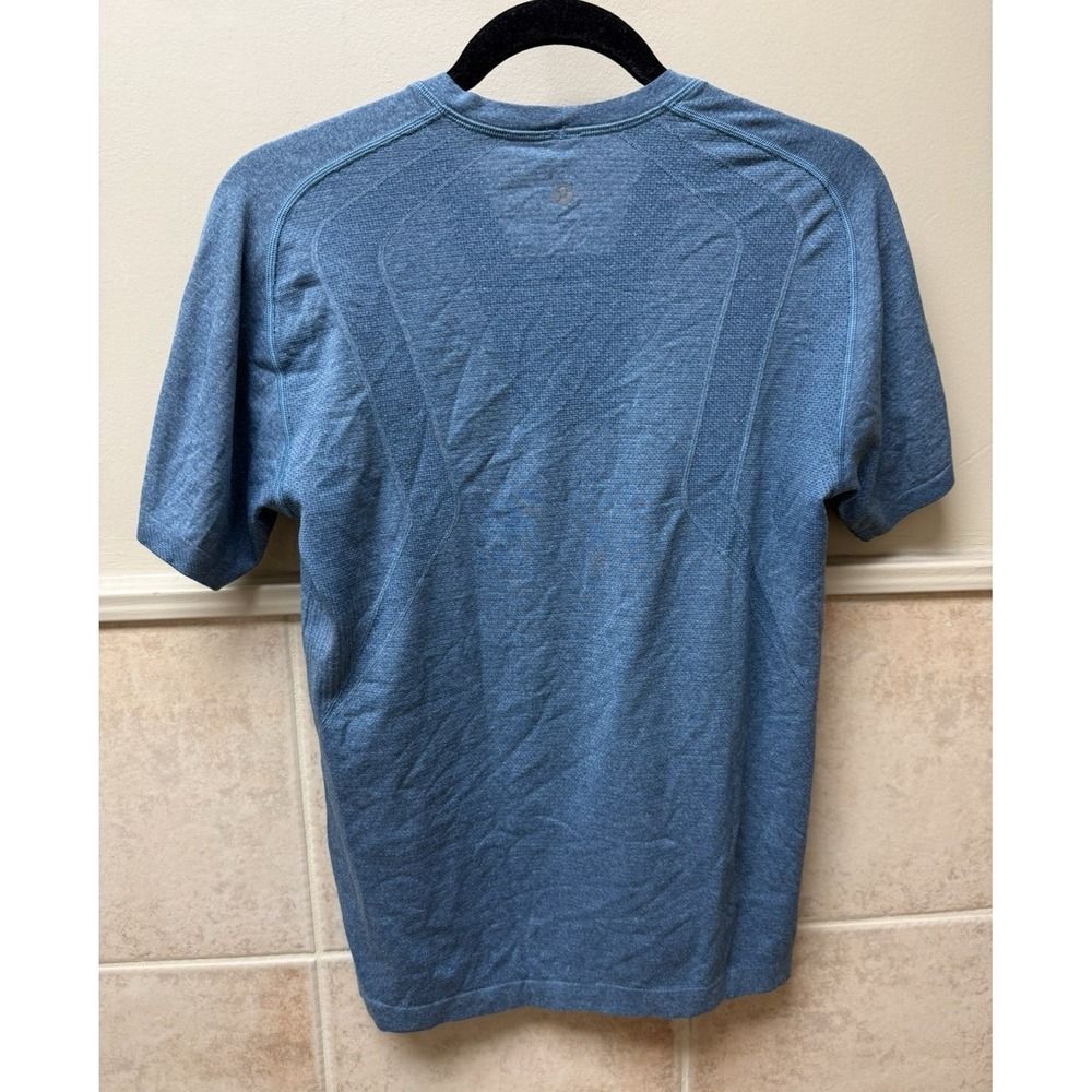 Lululemon Metal Vent Tech Short Sleeve Tee Blue Mens Athletic Training. Sz S - Picture 3 of 10